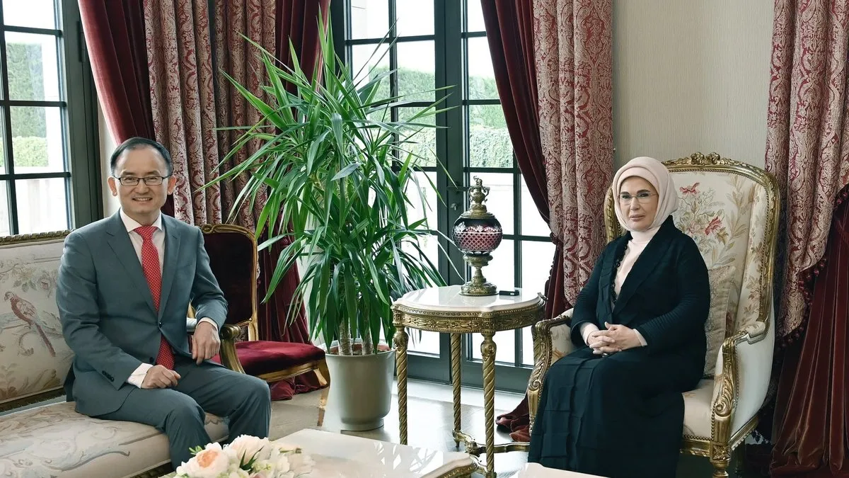 Emine Erdoğan, Çin Büyükelçisi ile Buluştu