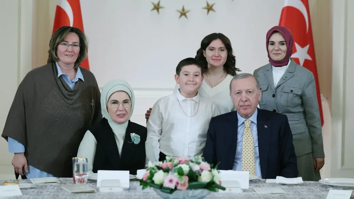 Emine Erdoğan’dan Şehit Aileleri İle İftar Mesajı