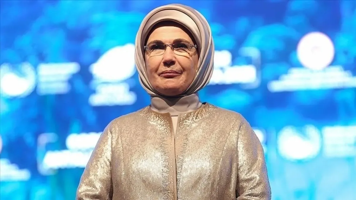 Emine Erdoğan’dan ‘Ulusun Annesi’ Sergisine Övgü