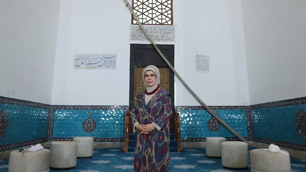 Emine Erdoğan, Hoca Ahmet Yesevi Türbesi’nde