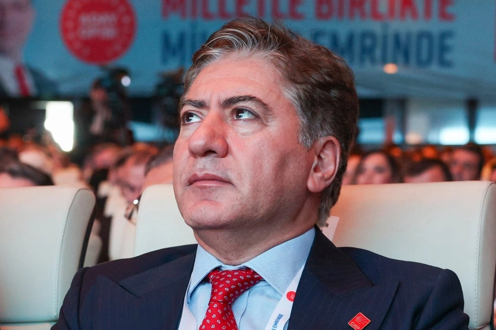 Emir’den Gürlek’e Tepki: İddialar Cevapsız Kalıyor!