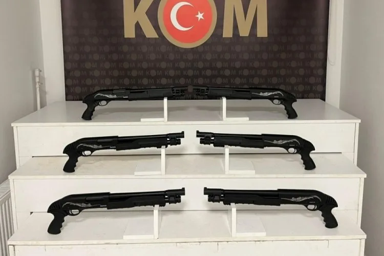 Emniyet’ten Kaçak Silah Operasyonu: 6 Tüfek Ele Geçirildi