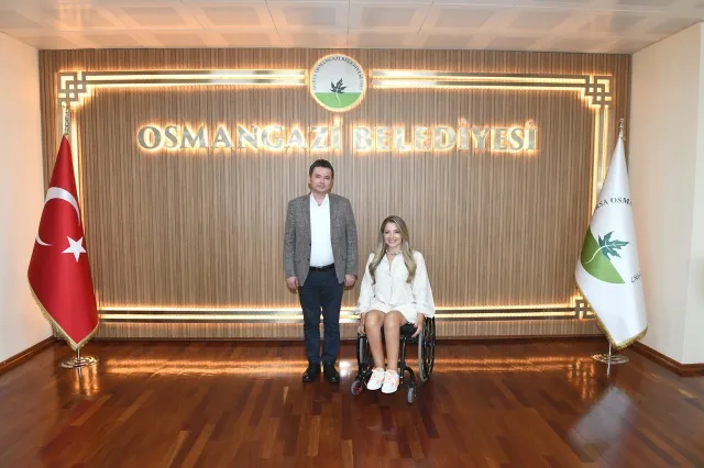 Engelli Kadın Pilot Avrupa’da Podyum İçin Yola Çıkıyor