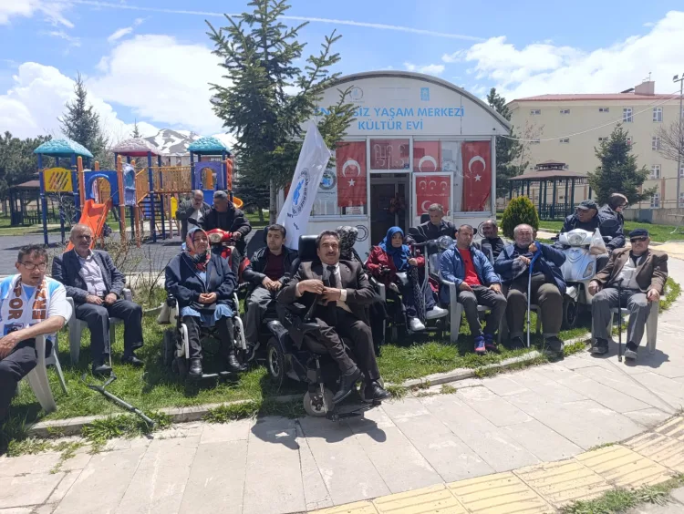 Engelliler İçin Hak Temelli Politika Çağrısı