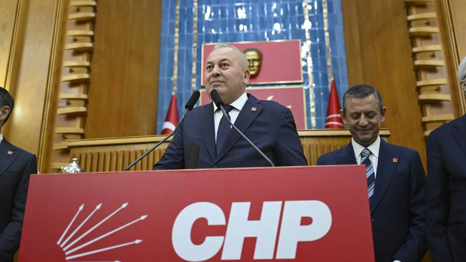 Enginyurt: Erdoğan, Tüm Bakanların Tek Sorumlusudur