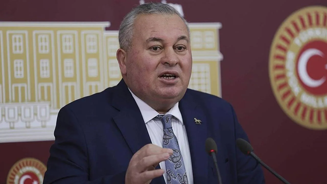 Enginyurt’tan CHP’ye Sağcı Eleştirilerine Yanıt!