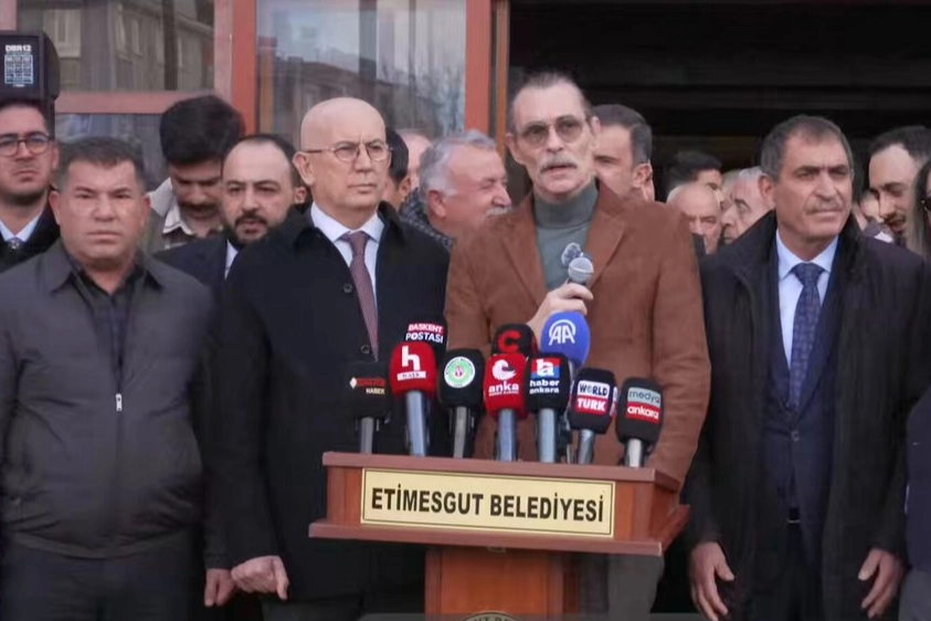 Erdal Beşikçioğlu’ndan Yolsuzluk İddialarına Yanıt!