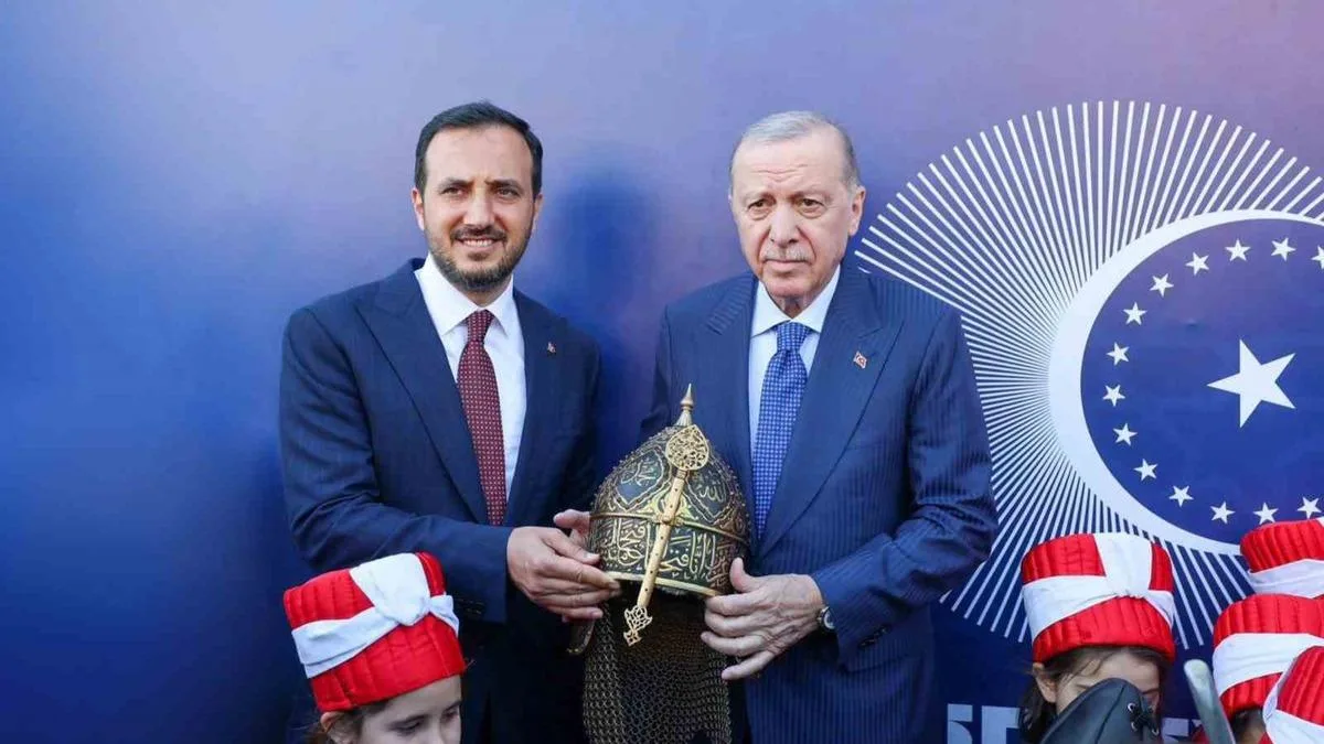 Erdoğan’a Anlamlı Hediye İstanbul’un Fethi’nde