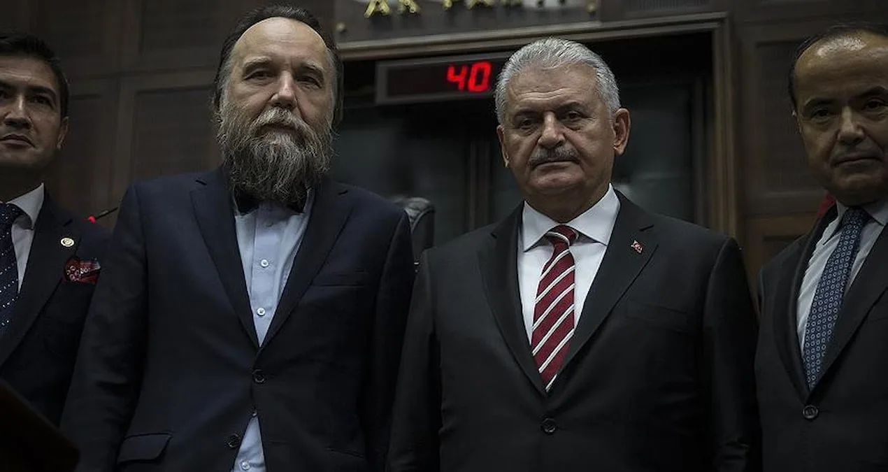 Erdoğan’a Karşı Halkta Büyüyen Tepki: Dugin Açıklıyor