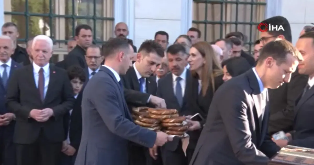 Cumhurbaşkanı Erdoğan ın Rize simidi yanıtı herkesi güldürdü 5