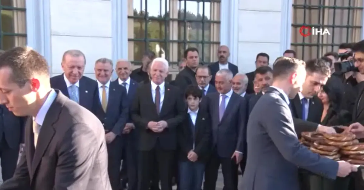 Cumhurbaşkanı Erdoğan ın Rize simidi yanıtı herkesi güldürdü 3