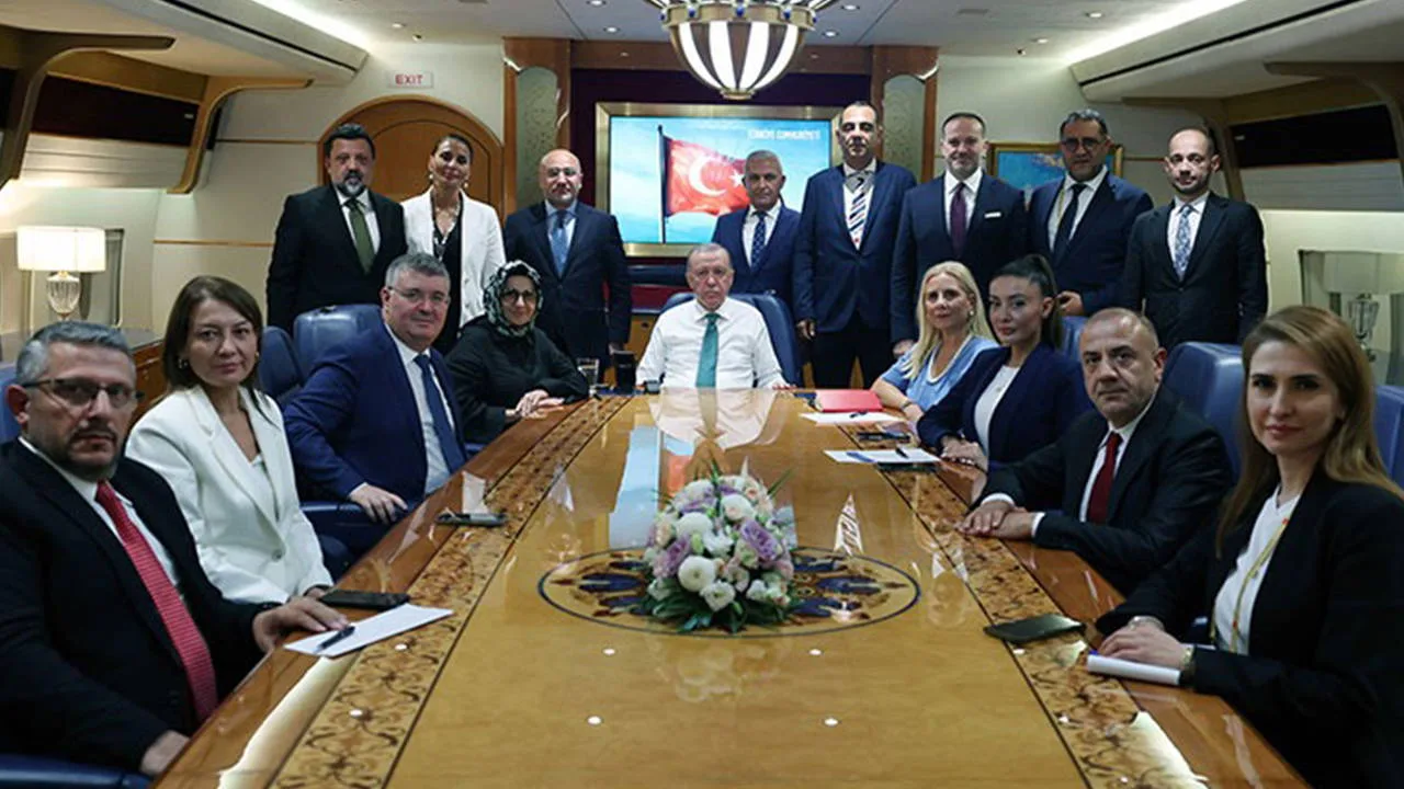 Erdoğan’dan CHP Davası ve Üyelik Geçişleri Açıklamaları