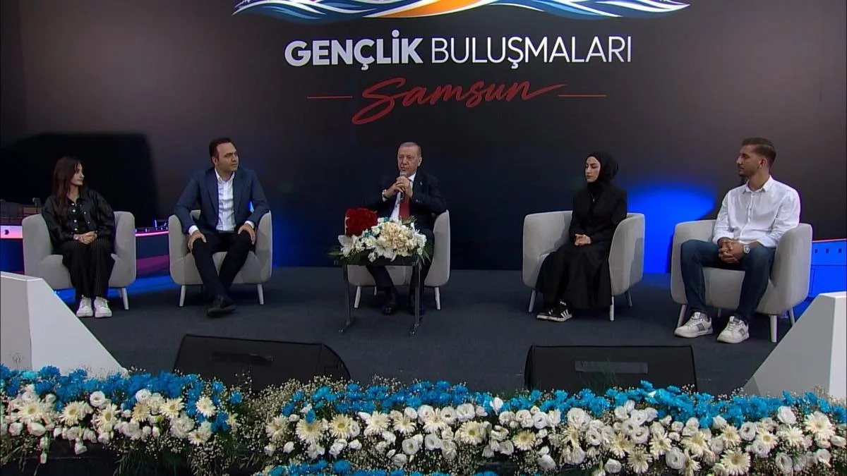 Erdoğan’dan Gençlere: Huzurlu Türkiye Vurgusu!