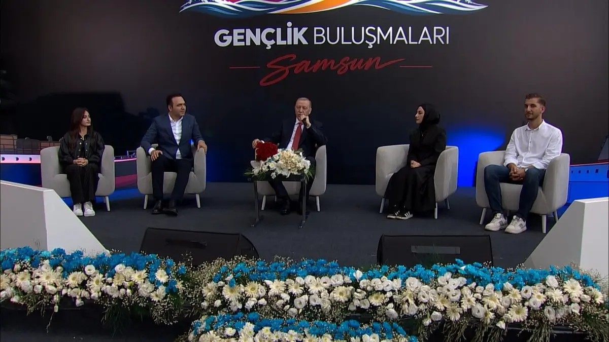 Cumhurbaşkanı Erdoğan NATO zirvesinde liderlere hediye edilen silahlarla ilgili ilk kez konuştu 5