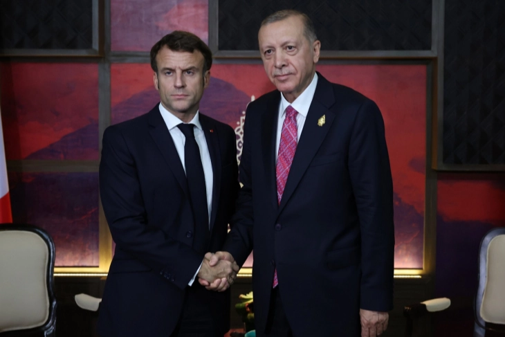 Erdoğan’dan Macron’a Filistin Tebriği ve Görüşme