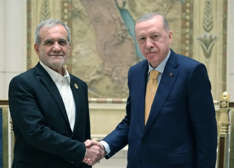 Erdoğan’dan Putin ve Pezeşkiyan’la Barış Görüşmesi