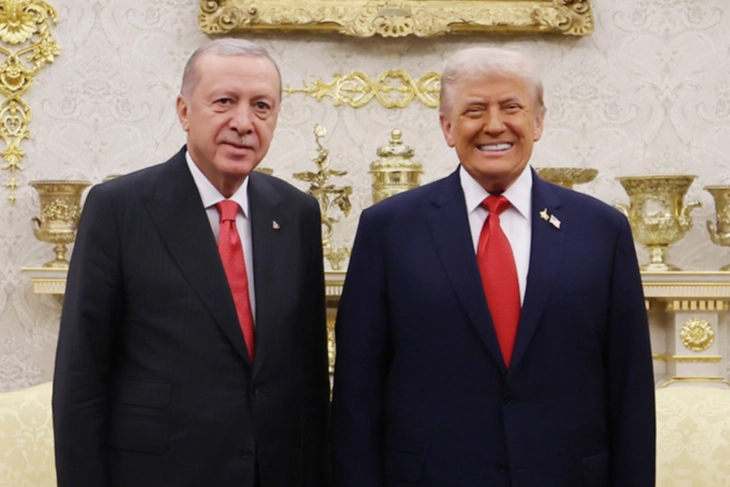Erdoğan’dan Trump’a Geçmiş Olsun Mesajı