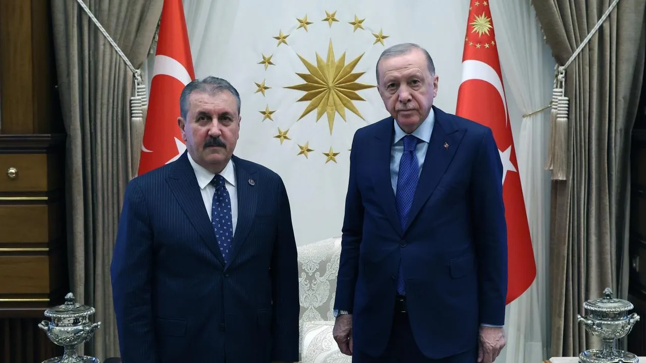 Erdoğan, Destici’yi Külliye’de kabul etti!