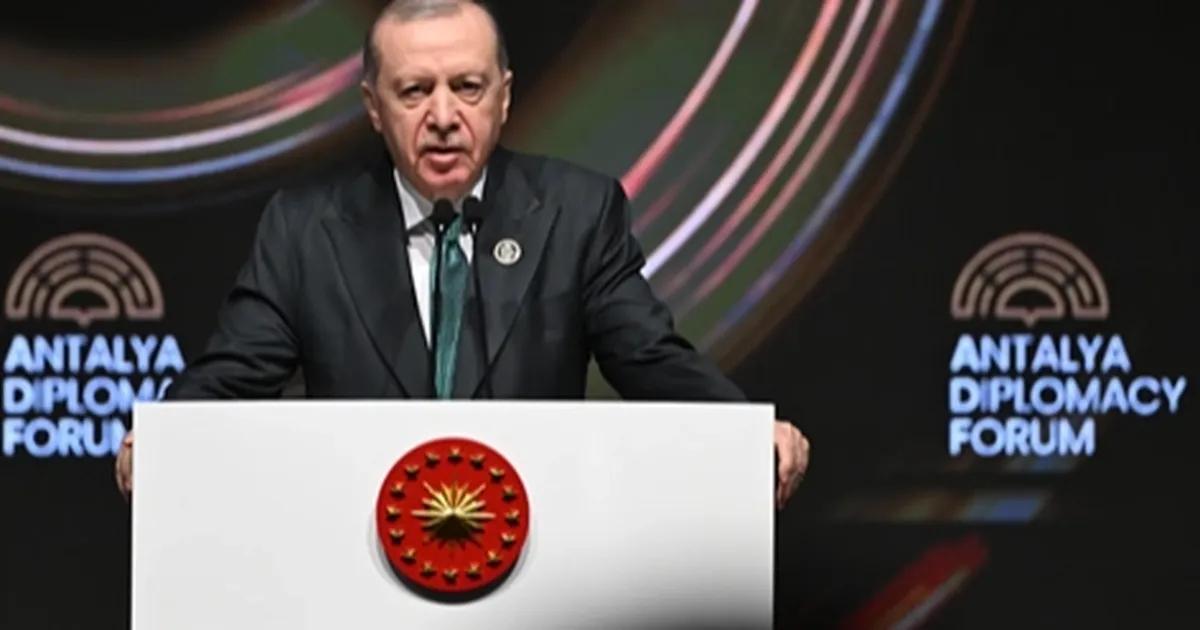 Erdoğan, Diplomasi Forumunda Barış Mesajı Verdi