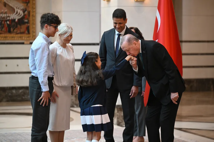 Erdoğan, Dört Büyükelçiyi Kabul Etti!
