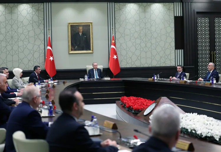 Erdoğan: Erken Seçim Olmayacak, Öncelik Ekonomi!