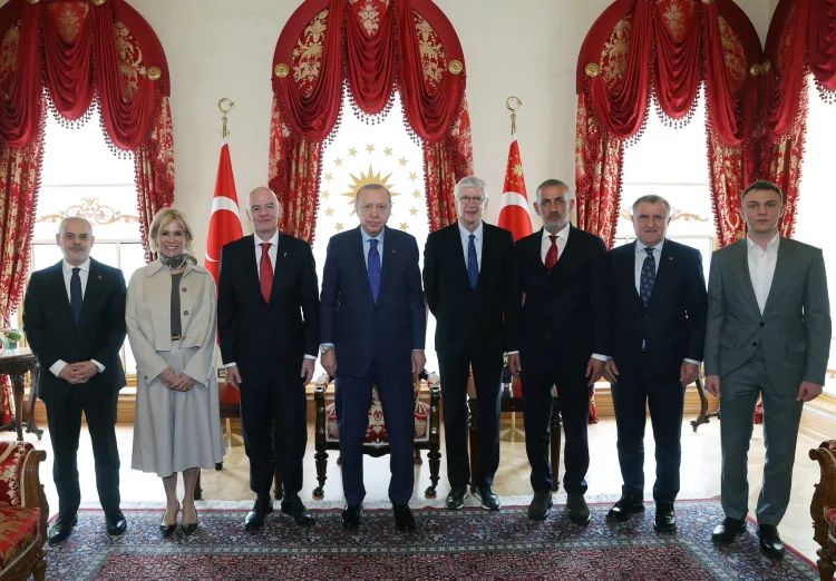 Erdoğan, FIFA Başkanı Infantino ile İstanbul’da buluştu