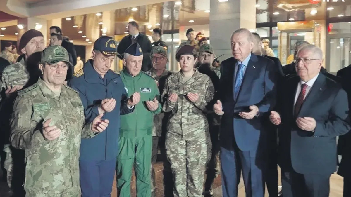 Erdoğan, Halisdemir’in Kızıyla Birlikte Dua Etti
