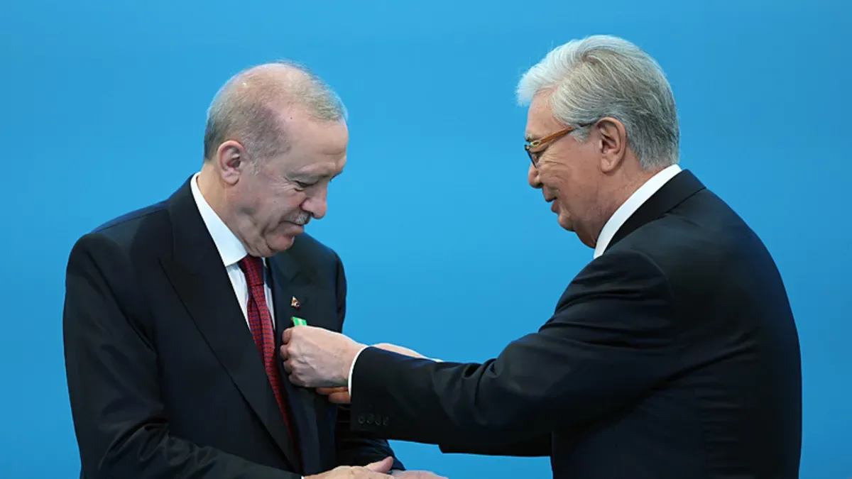 Erdoğan, Hazar Geçişli Orta Koridor’u Vurguladı!