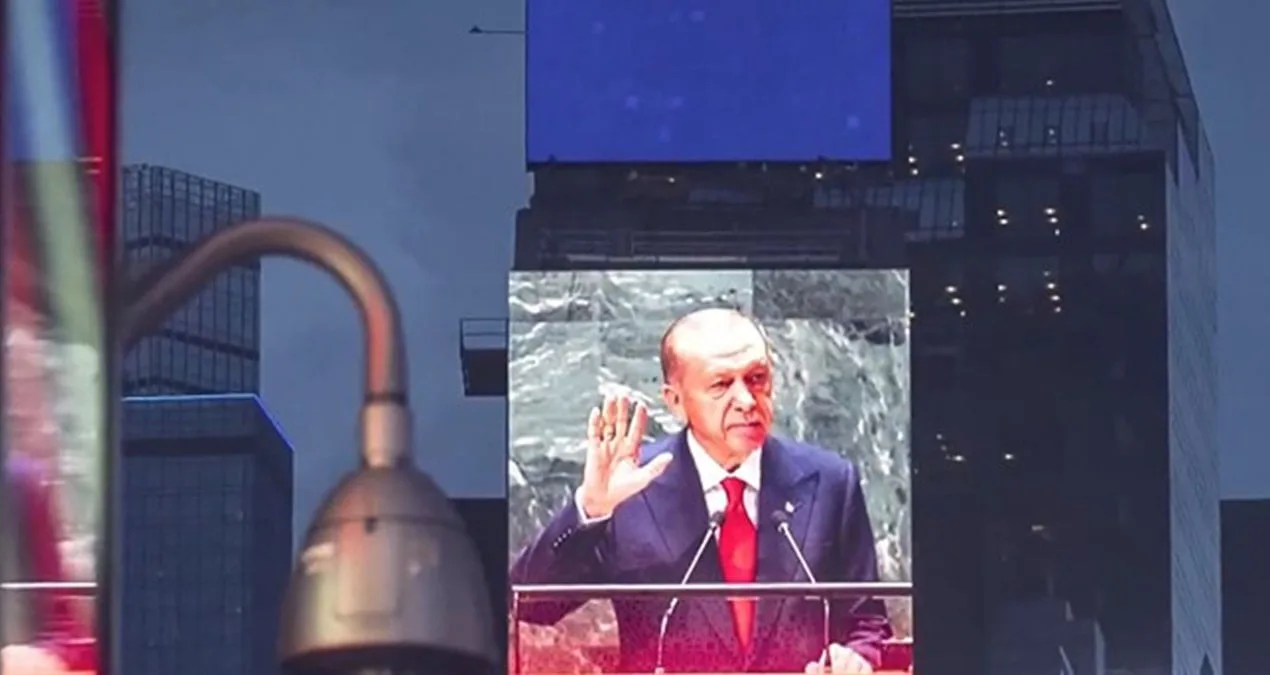 Erdoğan’ın Mesajı Times Meydanı’nda Yayımlandı!