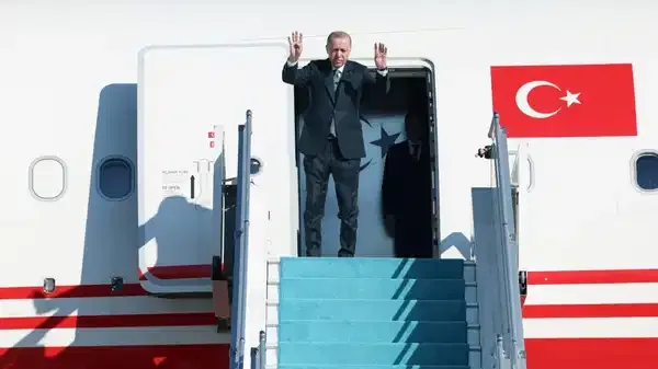 Erdoğan, Katar’da Olağanüstü Zirve İçin Yola Çıktı