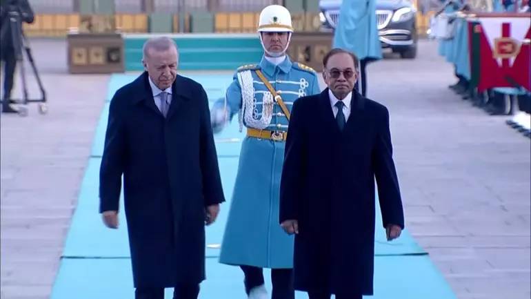 Erdoğan, Malezya Başbakanı İbrahim’i Ağırladı