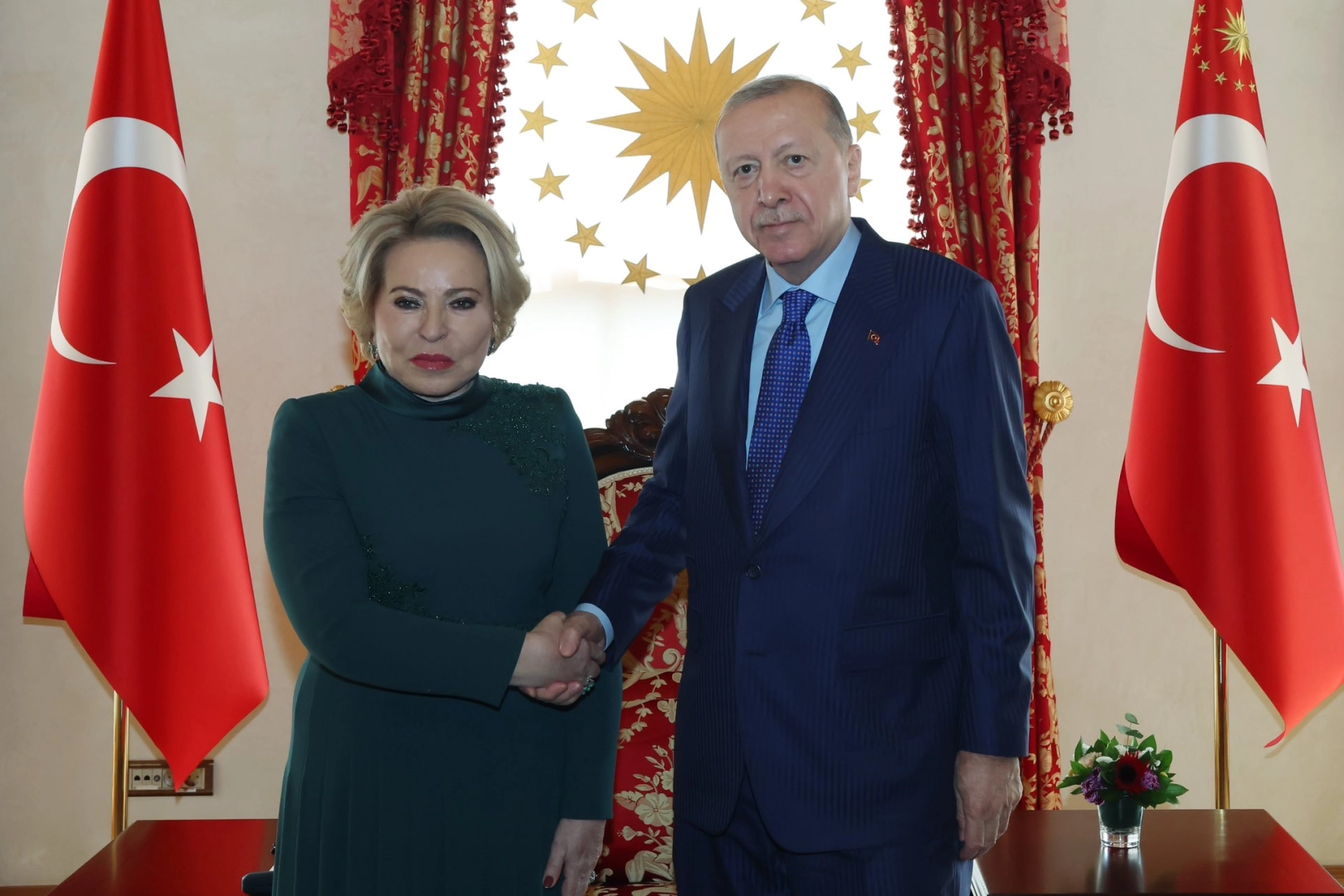 Erdoğan, Matviyenko’yu Dolmabahçe’de Ağırladı