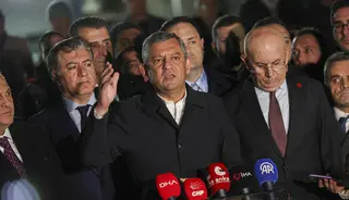 Özgür Özel, Tanju Özcan'ı ziyaret etti: "Pişman edeceğim onları, tüketimden gelen gücümüzü görecekler"