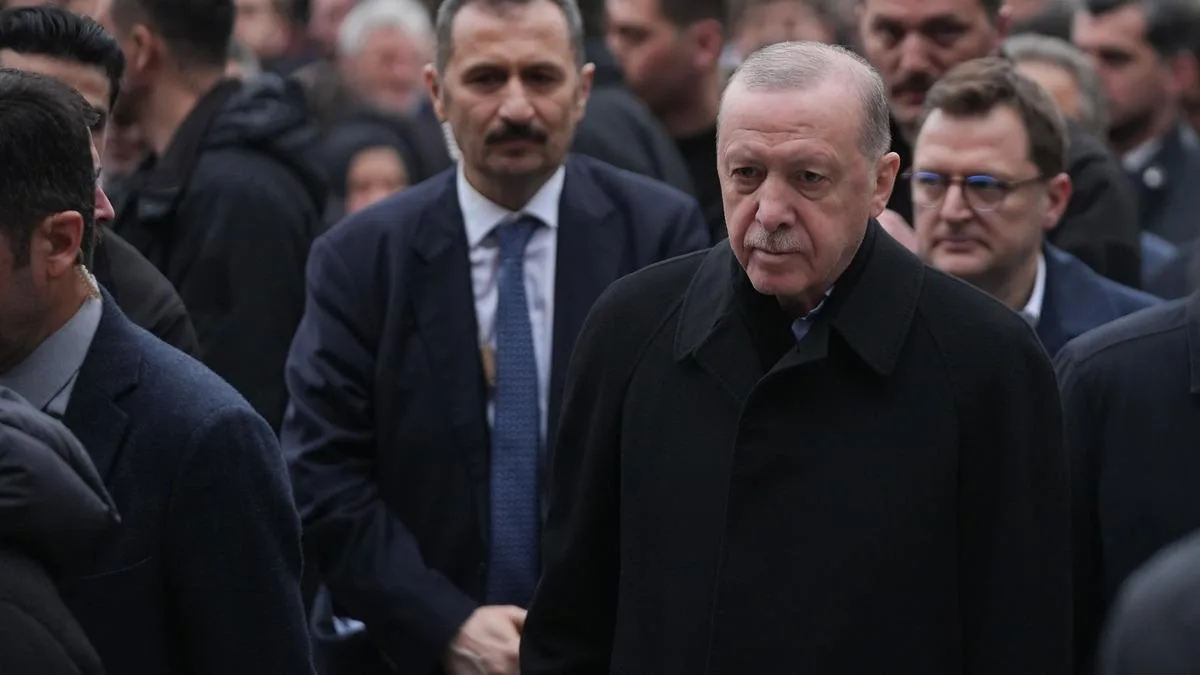 Erdoğan Rize’de Bayram Namazı Kıldı, Tepki Gösterdi