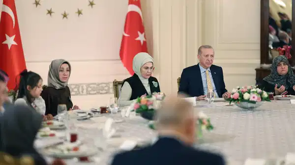 Erdoğan: Şehit Aileleriyle Ramazan İftarında Buluştu