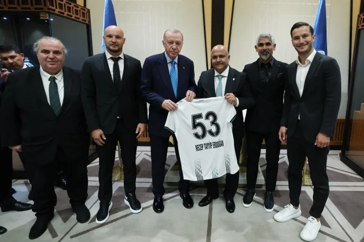 Erdoğan, Süper Lig Takımlarını Külliye’de Ağırladı