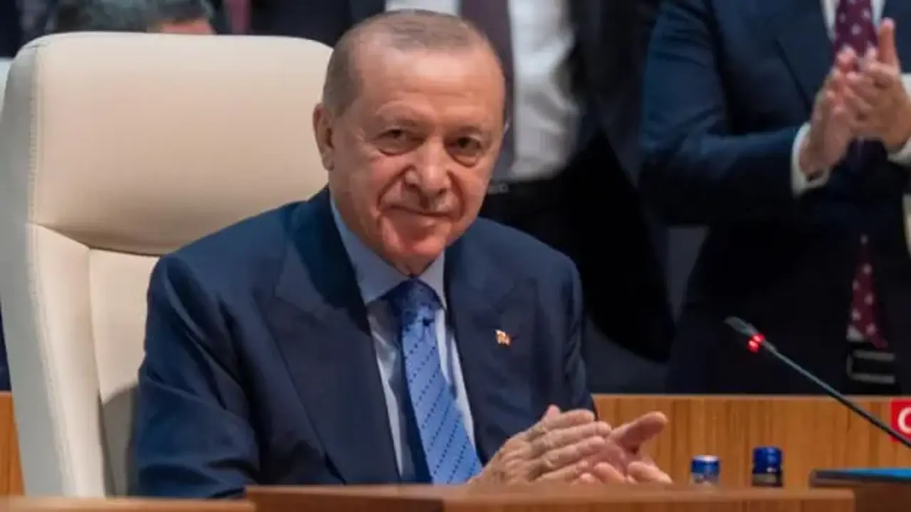 Erdoğan, TDT Zirvesi'nde Türkmenistan ve Kırgızistan liderleriyle görüştü