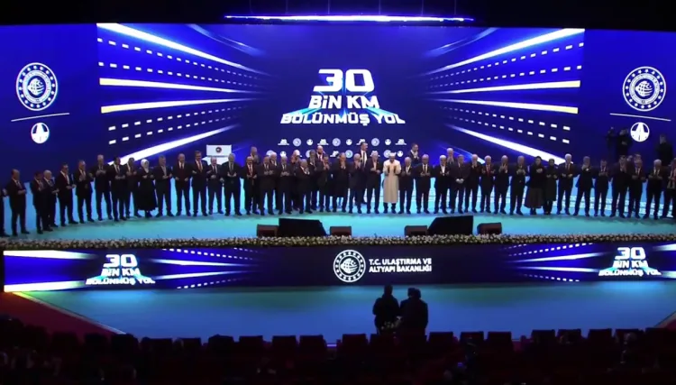 Erdoğan: Türkiye’nin 30 Bin Km Yol Eşiği Aşıldı!