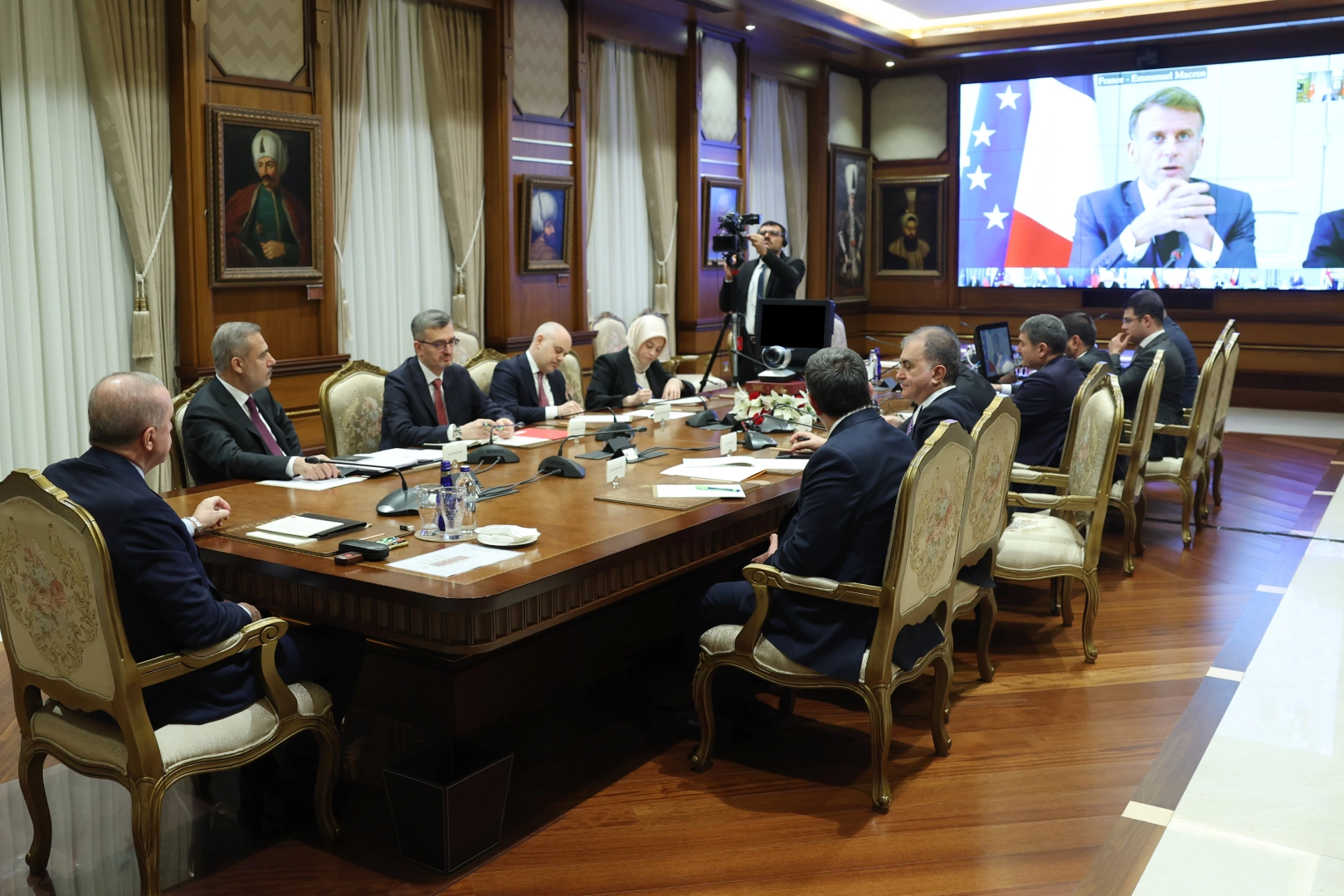 Erdoğan, Ukrayna Zirvesi’nde Barış Mesajı Verdi