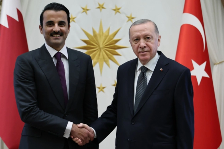 Erdoğan ve Katar Emiri’nden Acil Diplomasi Görüşmesi