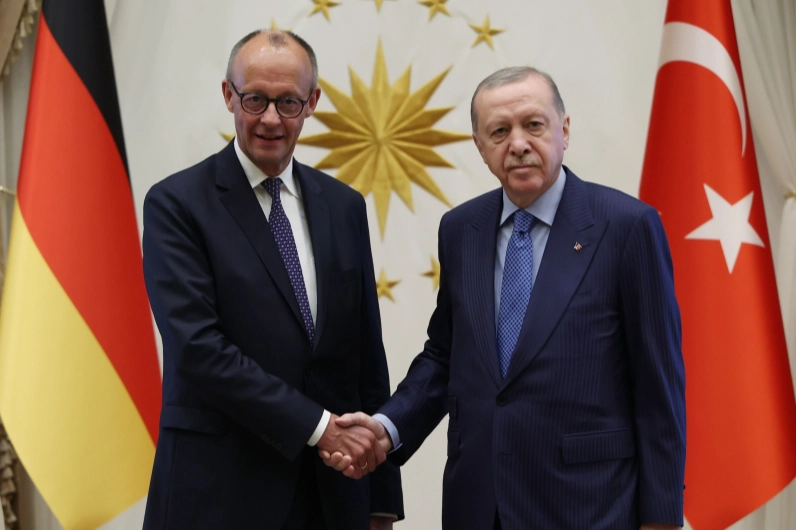 Erdoğan ve Merz’den Türkiye-Almanya İlişkilerine Vurgu