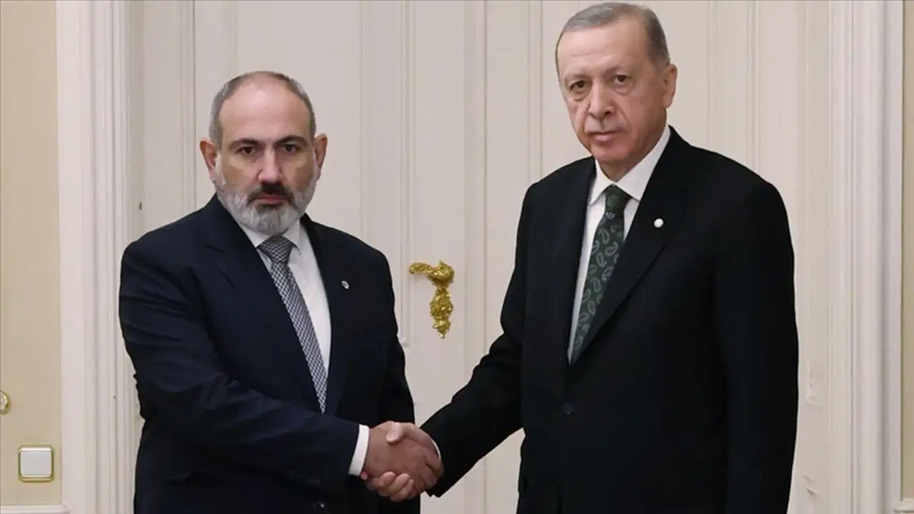 Erdoğan ve Paşinyan’dan Tarihi Görüşme!