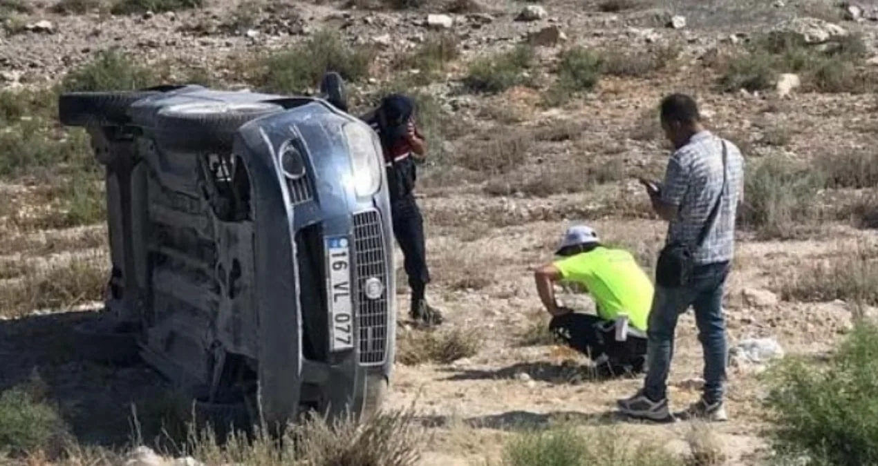 Ereğli’de Otomobil Takla Attı, Aile Yaralandı!