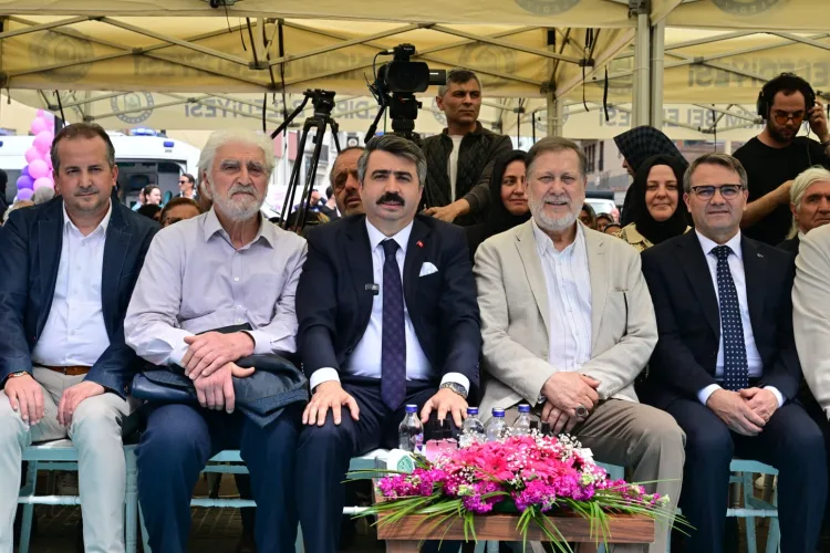 Erguvan Bayramı, Bursalıları Manevi Olarak Birleştirdi