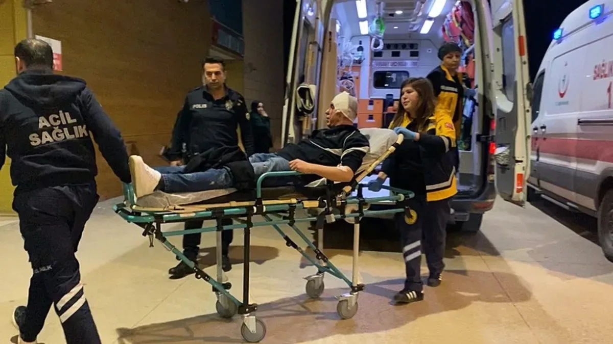 Ertuğrulgazi’de Sopalı Kavga: 3 Yaralı!