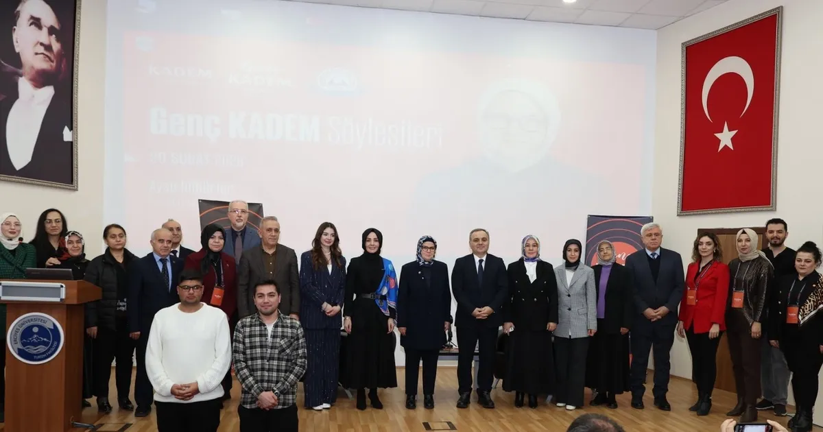 ERÜ’de Genç Kadem Söyleşileri: Ayşe Böhürler