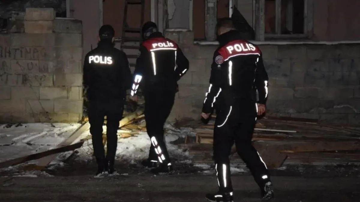 Erzincan’da 40 Aranan Kişi Yakalandı!