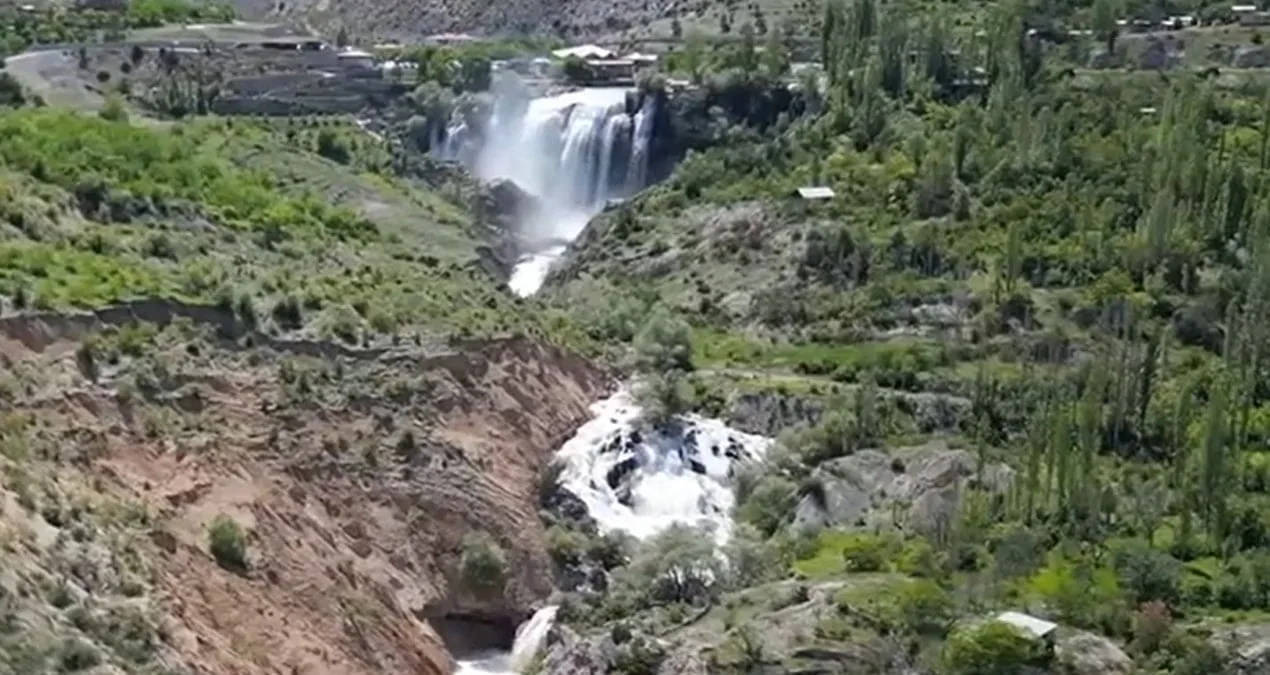Erzurum’da Heyelan: Evler Tehlikede, Ücretler Yükseliyor