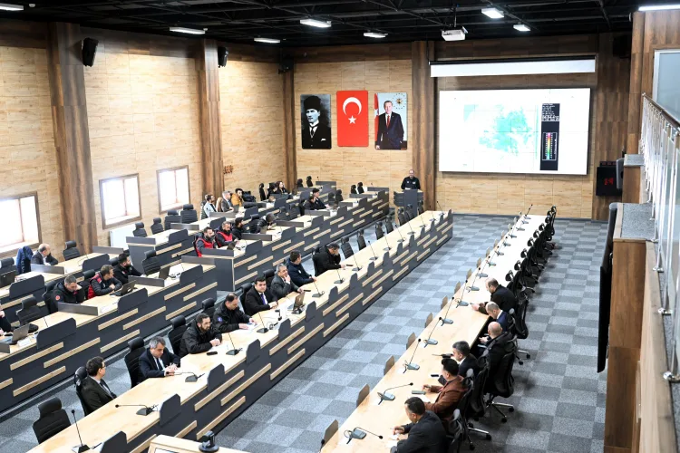 Erzurum’da Kar Alarmı: 1.167 Mahalle Kapalı!