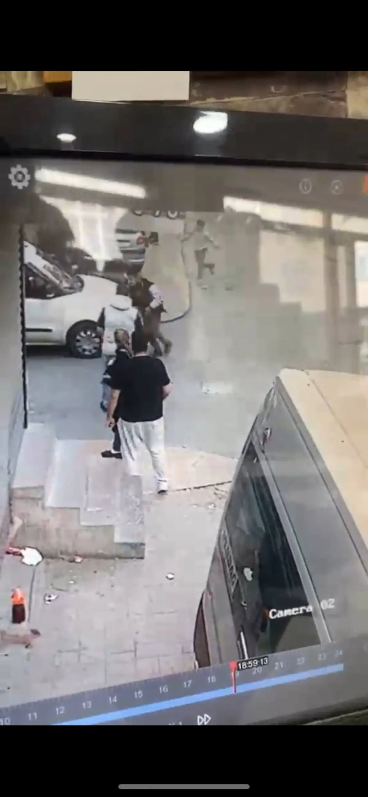 Esenler de kan donduran olay! 17 yaşındaki şüpheli asker eğlencisini bastı 5